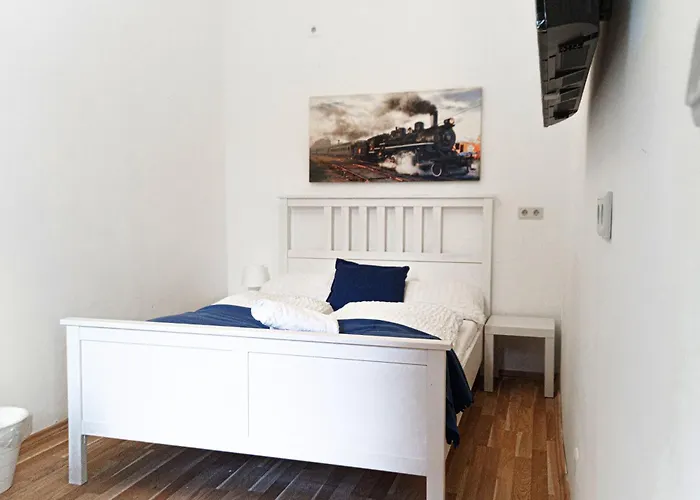 Stylish 3br With Lr Near Wiener Stadthalle Appartement