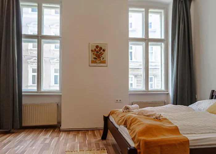 Appartement Stylish 3br With Lr Near Wiener Stadthalle *