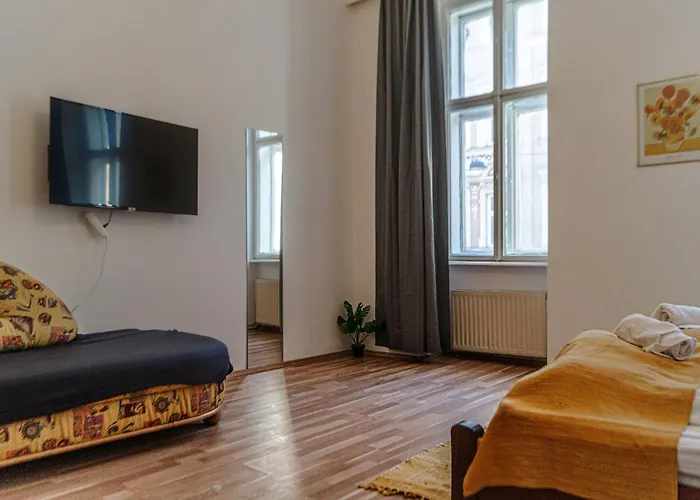 Appartement Stylish 3br With Lr Near Wiener Stadthalle