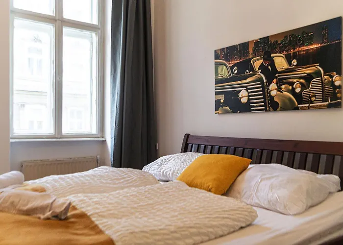 Stylish 3br With Lr Near Wiener Stadthalle *