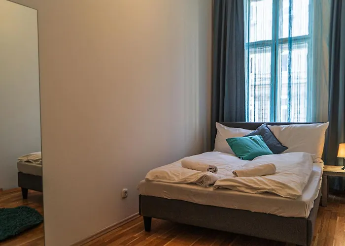 Appartement Stylish 3br With Lr Near Wiener Stadthalle Vienne