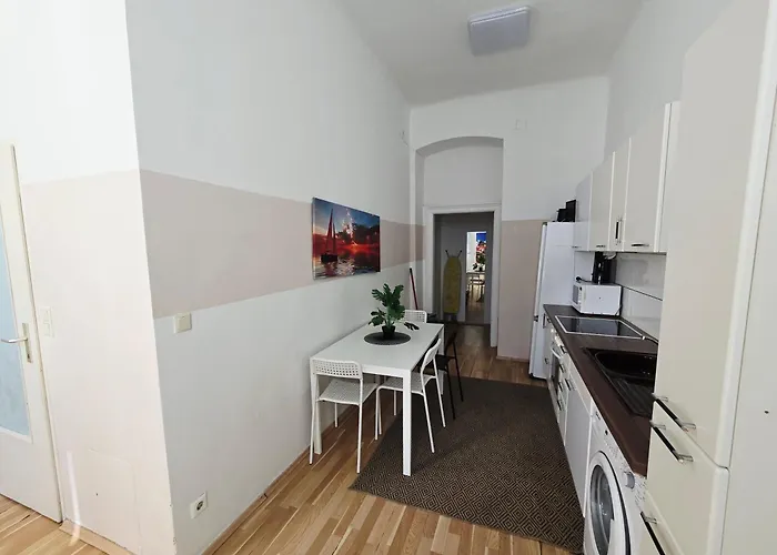 Stylish 3br With Lr Near Wiener Stadthalle Appartement Vienne