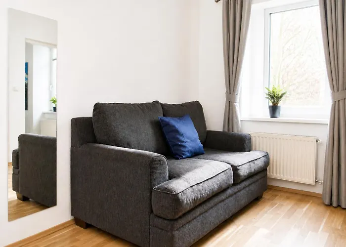 Stylish 3br With Lr Near Wiener Stadthalle Apartment *