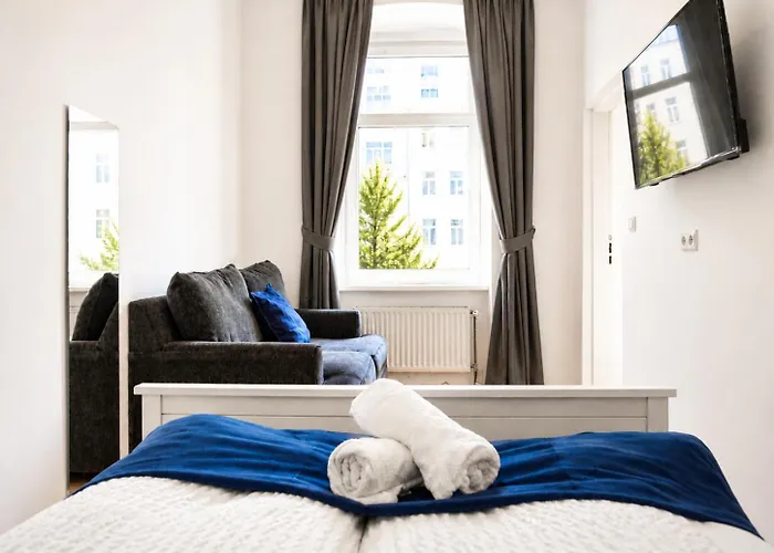 Stylish 3br With Lr Near Wiener Stadthalle Wien