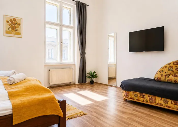 Stylish 3br With Lr Near Wiener Stadthalle Apartment Wien