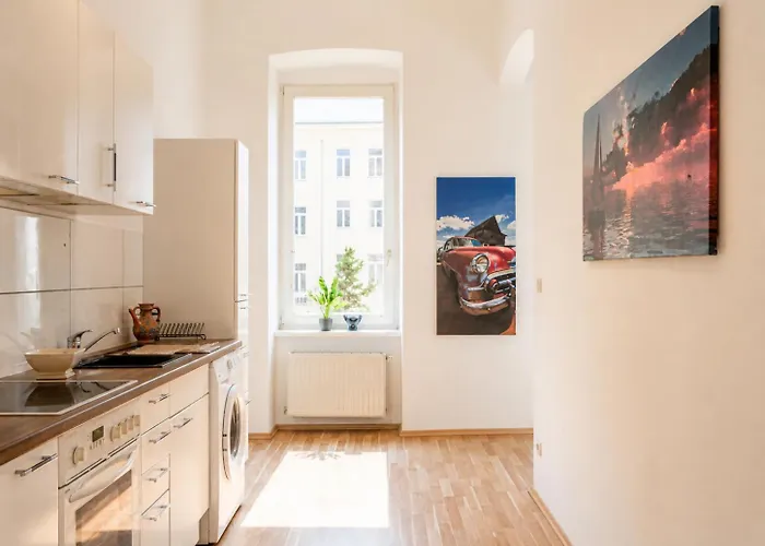 Stylish 3br With Lr Near Wiener Stadthalle