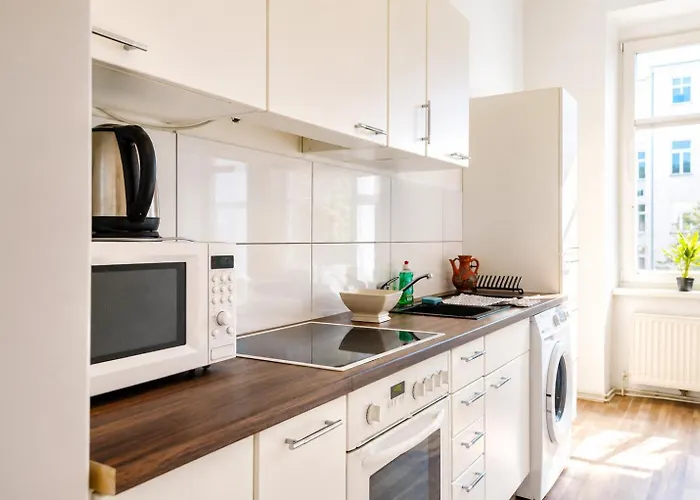 Stylish 3br With Lr Near Wiener Stadthalle Apartment