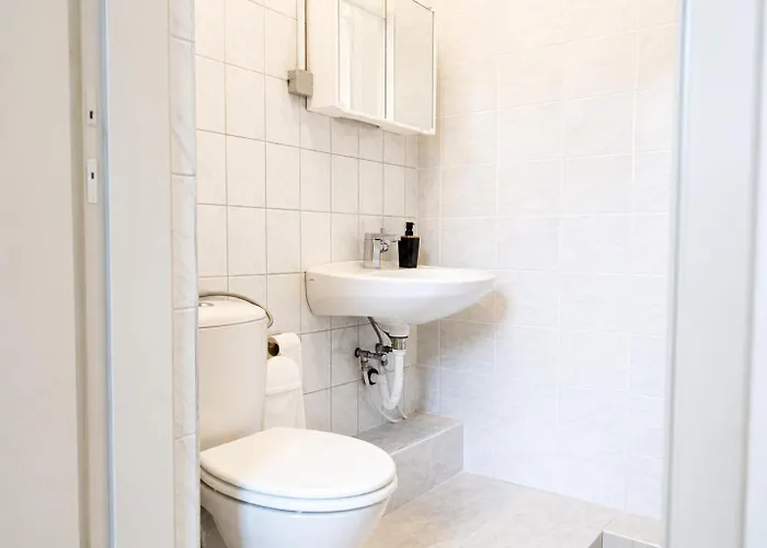 Stylish 3br With Lr Near Wiener Stadthalle